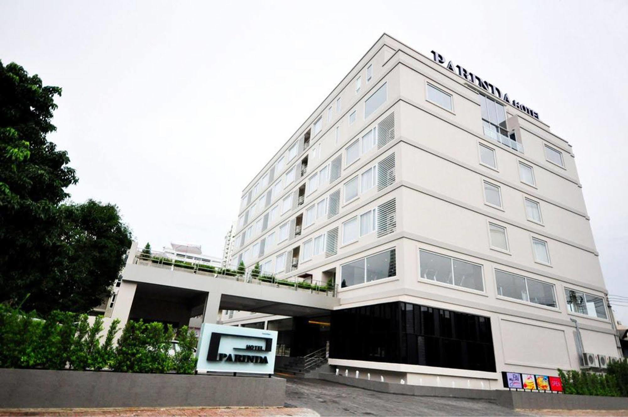 Parinda Hotel Banguecoque Exterior foto